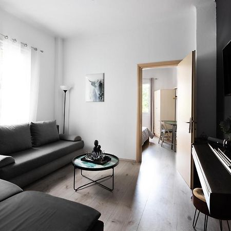 Apartment In The Heart Of The City 塞萨洛尼基 外观 照片